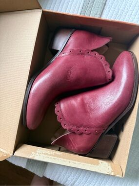 Latigo Berry Red Leather Ankle Boots